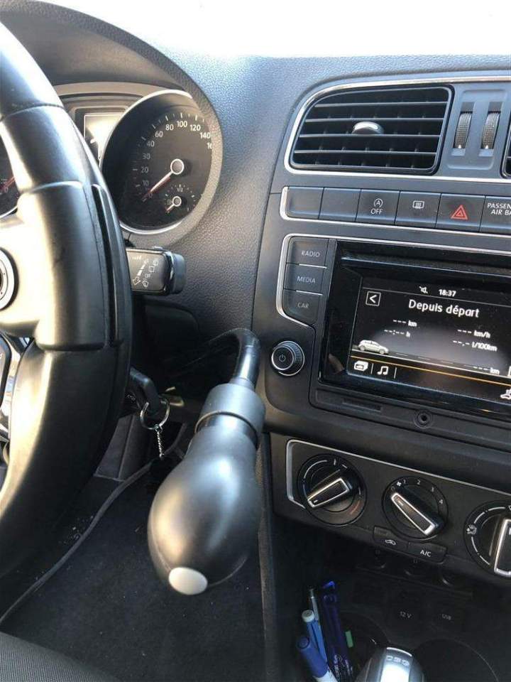 Equipement de véhicule pour PMR Surin