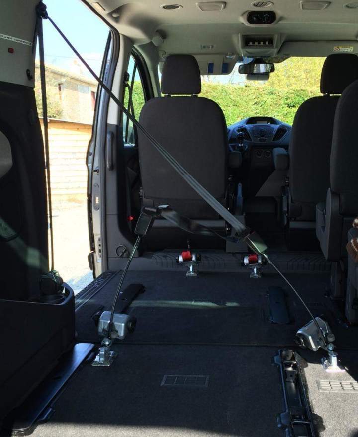 Vente de véhicule pour TPMR Surin