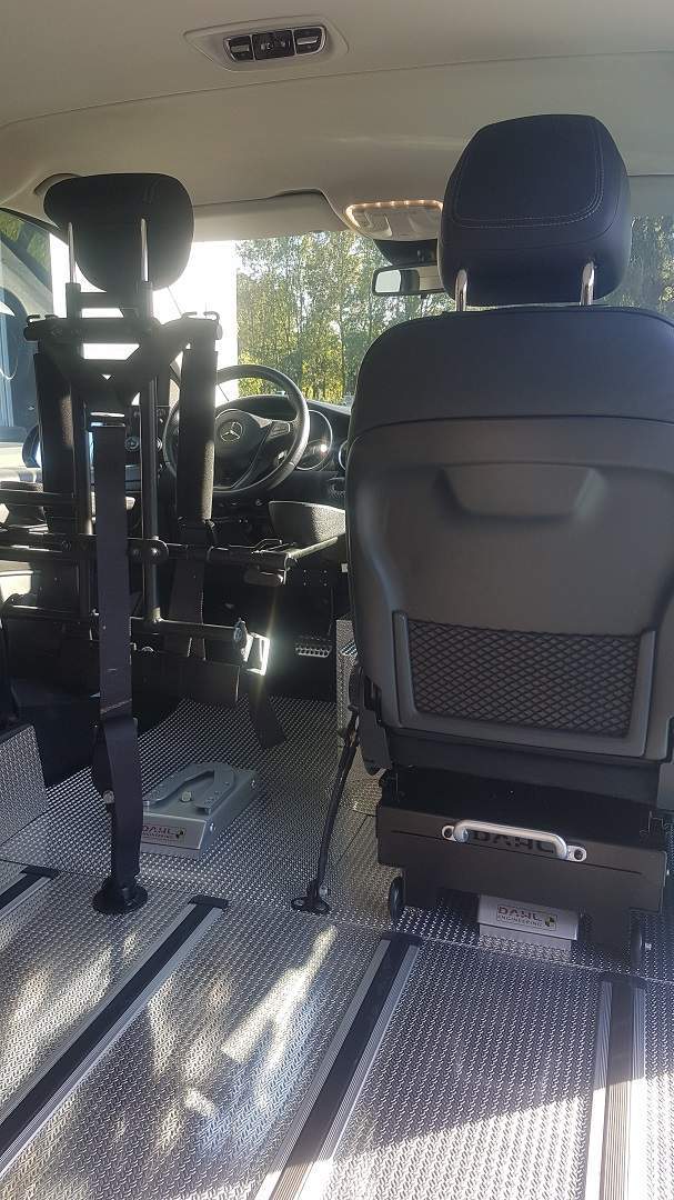 Siège de voiture adapté pour un conducteur en situation de handicap Surin