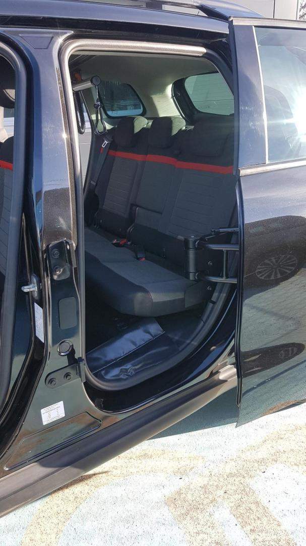 Portes de voiture pour PMR Surin