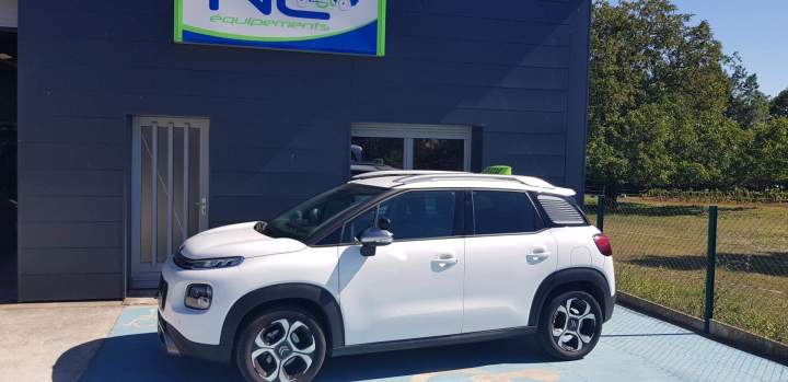 Voiture neuve pour le transport des PMR Surin