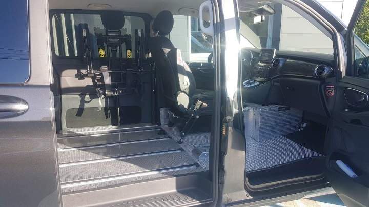 Aménagement véhicule pour le transport de PMR Surin